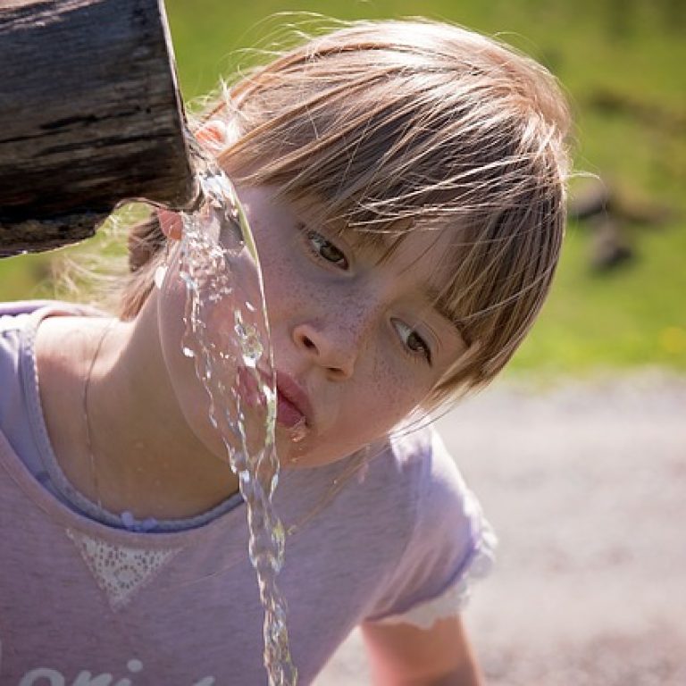 Boire-de-l-eau-1